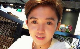 网红劈腿吃瓜是真的吗,真相还是吃瓜？