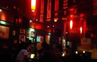 重庆酒吧吃瓜事件网红,网红围观下的争议瞬间