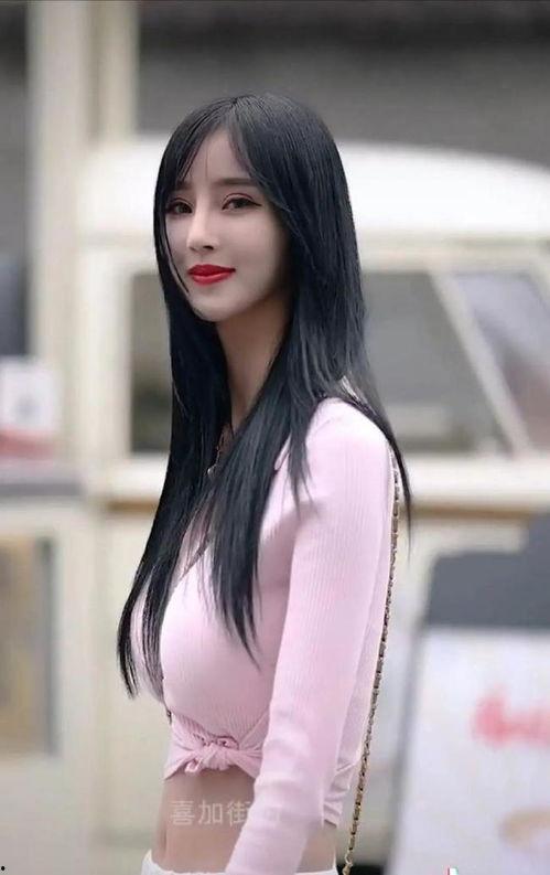 抖音网红街拍吃瓜视频在线观看,揭秘街头美食吃瓜盛宴