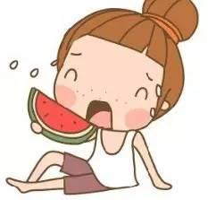 网暴吃瓜被窝里的女孩