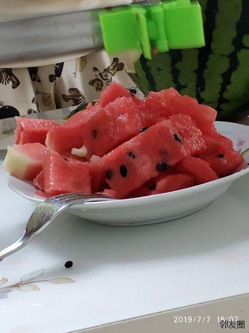 圆挖球器吃瓜神器网红,网红神器，轻松吃瓜新体验