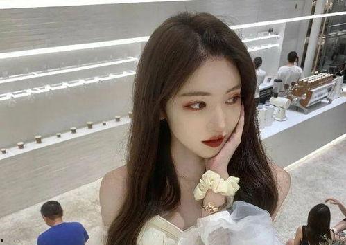 网红吃瓜男帅哥,揭秘男帅哥背后的故事